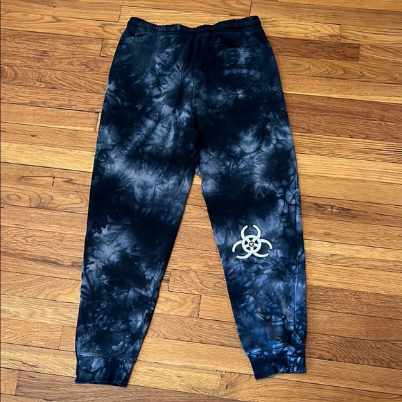 Independent Trading Co.-Don’t Look Up Merch Sweatpants Gray/Black Size Small EUC - Picture 4 of 10